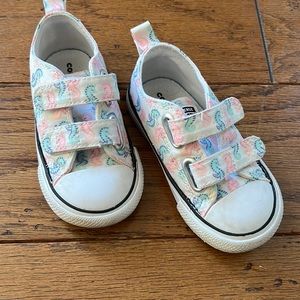 Nautical Converse all stars with seahorses size 6